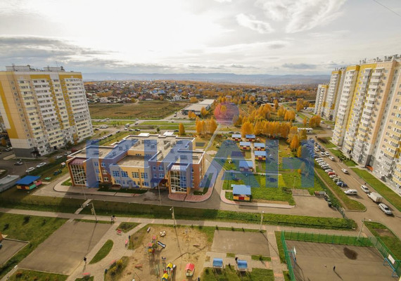 Продам трехкомнатную (3-комн.) квартиру, Ольховая ул, 10, Красноярск г