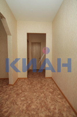 Продам трехкомнатную (3-комн.) квартиру, Ольховая ул, 10, Красноярск г