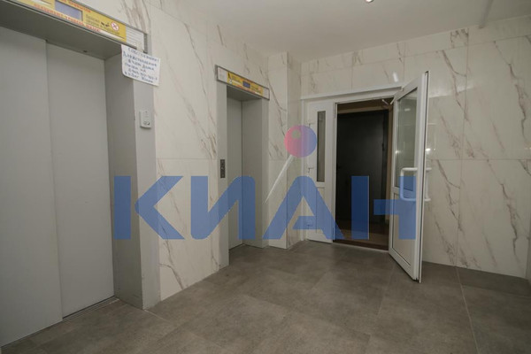 Продам трехкомнатную (3-комн.) квартиру, Ольховая ул, 10, Красноярск г