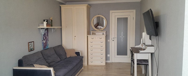 Продам трехкомнатную (3-комн.) квартиру, Чекистов пр-кт, 12, Краснодар г