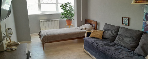 Продам трехкомнатную (3-комн.) квартиру, Чекистов пр-кт, 12, Краснодар г