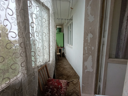 Продам трехкомнатную (3-комн.) квартиру, 1 мкр, 25, Красноперекопск г