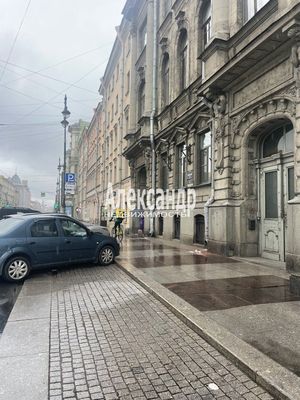 Сдам торговое помещение 70,5 м2, Кирочная ул, 40, Санкт-Петербург г