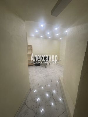 Сдам торговое помещение 70,5 м2, Кирочная ул, 40, Санкт-Петербург г
