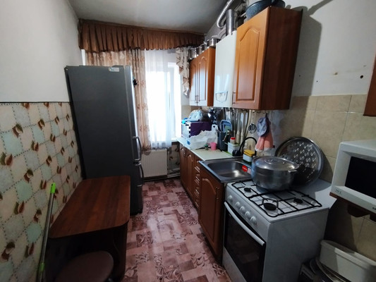 Продам трехкомнатную (3-комн.) квартиру, Советская ул, 57, Апшеронск г