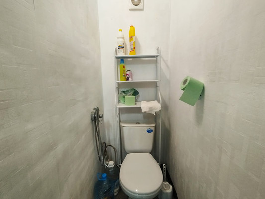 Продам трехкомнатную (3-комн.) квартиру, Советская ул, 57, Апшеронск г
