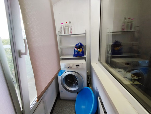 Продам трехкомнатную (3-комн.) квартиру, Советская ул, 57, Апшеронск г