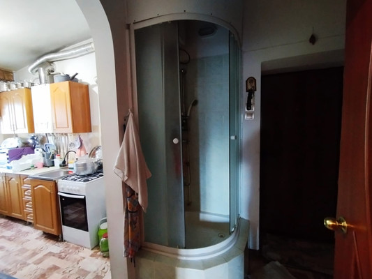 Продам трехкомнатную (3-комн.) квартиру, Советская ул, 57, Апшеронск г