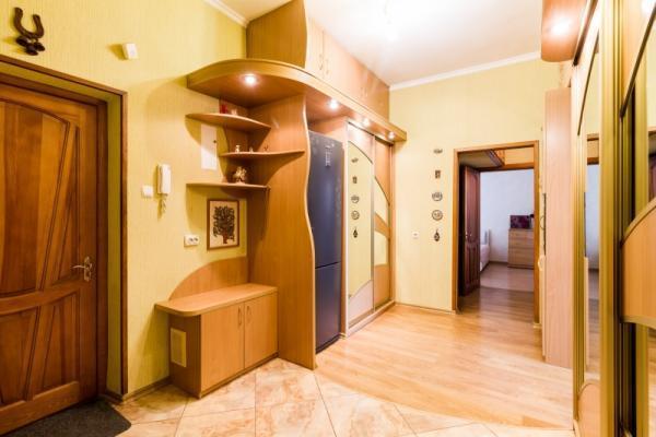 Сдам двухкомнатную (2-комн.) квартиру, Островского ул, 18, Выкса г