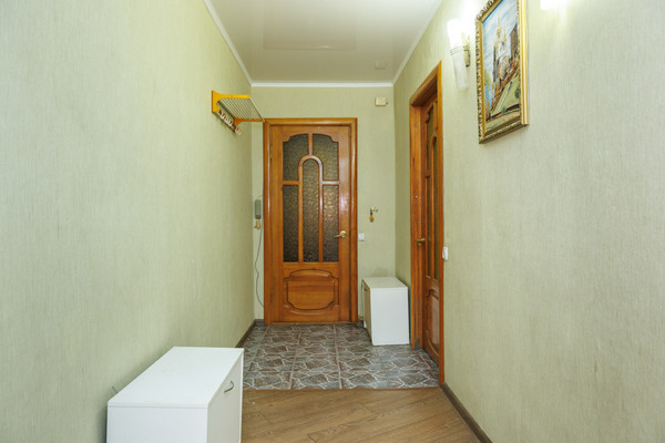 Продам трехкомнатную (3-комн.) квартиру, Металлистов ул, 20, Брянск г