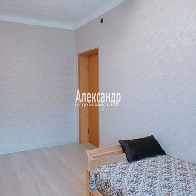 Продам трехкомнатную (3-комн.) квартиру, Грибное ул, 16, Борисова Грива д