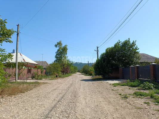 Продам коттедж, Тихая ул, 131, Апшеронск г, 0 км от города