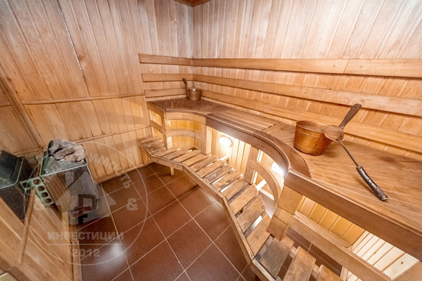 Продам коммерческое помещение 1 339,5 м2, Прибрежная ул, 9, Суйсарь д