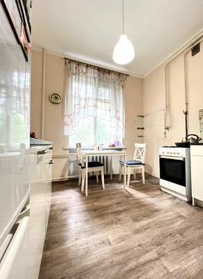 Продам многокомнатную квартиру, Московский пр-кт, 75А, Санкт-Петербург г