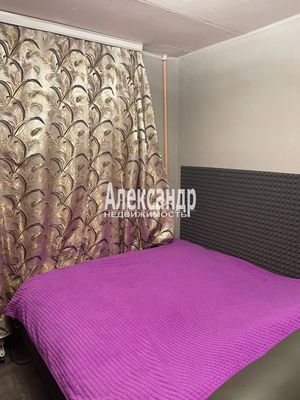 Продам комнату в 5-комн. квартире, Придорожная аллея, 17, Санкт-Петербург г