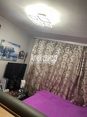 Продам комнату в 5-комн. квартире, Придорожная аллея, 17, Санкт-Петербург г