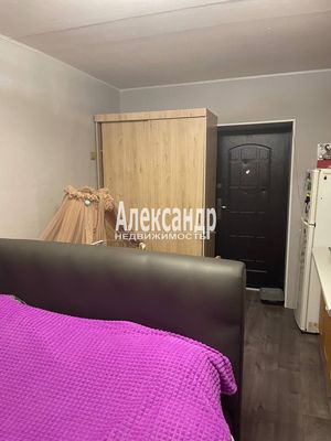 Продам комнату в 5-комн. квартире, Придорожная аллея, 17, Санкт-Петербург г