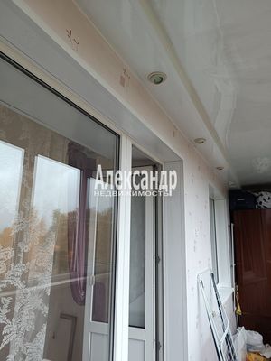 Продам трехкомнатную (3-комн.) квартиру, Красноармейская ул, 3к3, Приозерск г