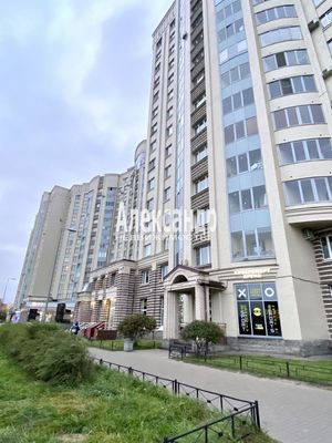 Продам двухкомнатную (2-комн.) квартиру, Ленинский пр-кт, 104, Санкт-Петербург г