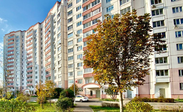 Продам двухкомнатную (2-комн.) квартиру, Изюмская ул, 57к1, Москва г