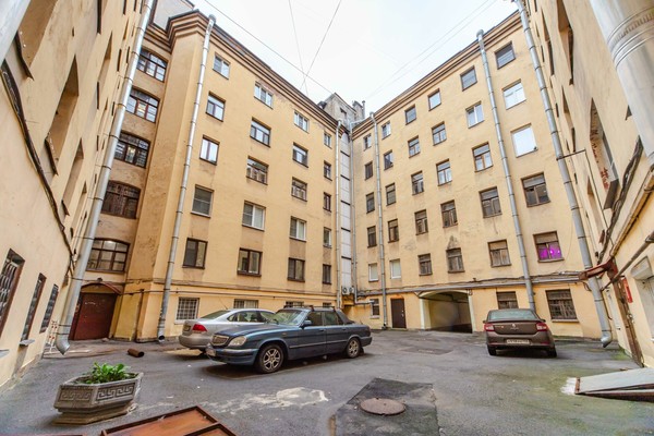 Продам двухкомнатную (2-комн.) квартиру, Угловой пер, дом 5, Санкт-Петербург г