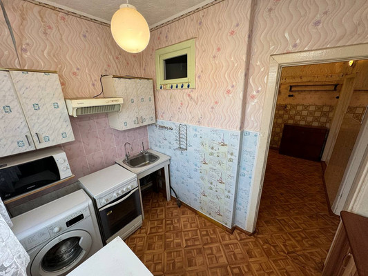 Продам двухкомнатную (2-комн.) квартиру, Центральная ул, 8к2, Комсомольск-на-Амуре г