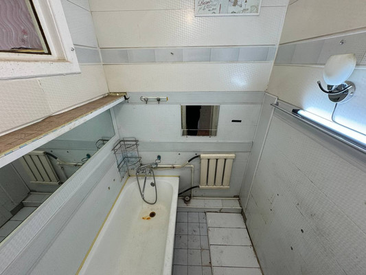 Продам двухкомнатную (2-комн.) квартиру, Центральная ул, 8к2, Комсомольск-на-Амуре г