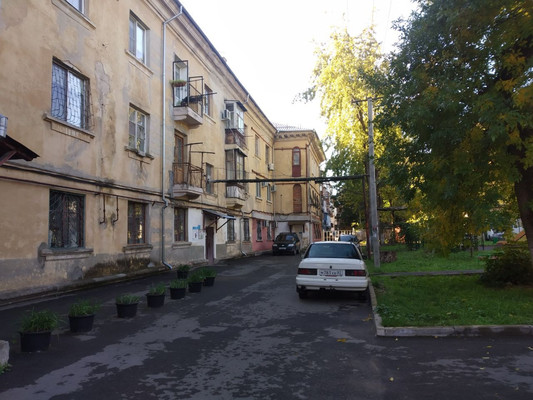 Продам многокомнатную квартиру, Севастопольская ул, 25, Симферополь г