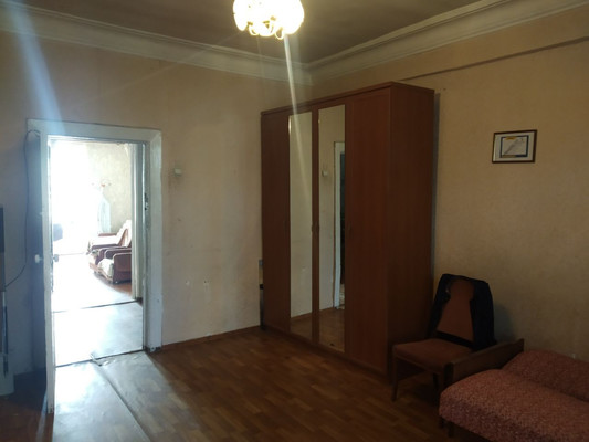 Продам многокомнатную квартиру, Севастопольская ул, 25, Симферополь г