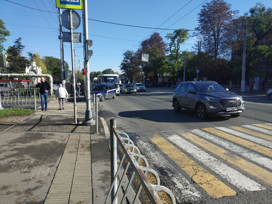 Продам многокомнатную квартиру, Севастопольская ул, 25, Симферополь г