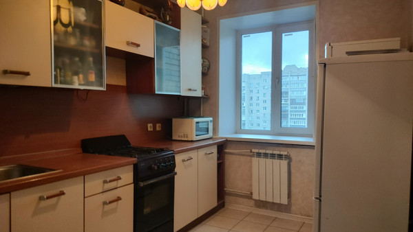 Продам трехкомнатную (3-комн.) квартиру, Трудовая ул, 24/38, Рязань г