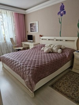 Продам двухкомнатную (2-комн.) квартиру, Ушинского ул, 33к3, Санкт-Петербург г