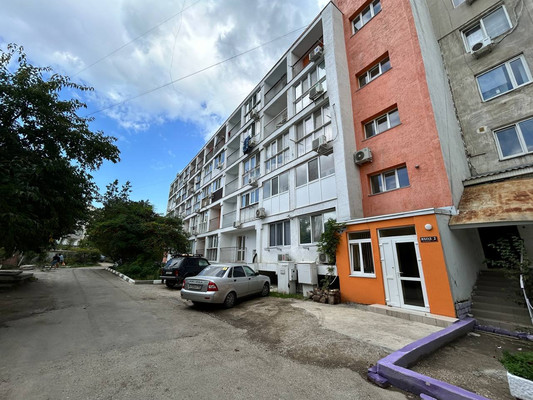Продам однокомнатную (1-комн.) квартиру, Танкистов пер, 18, Феодосия г