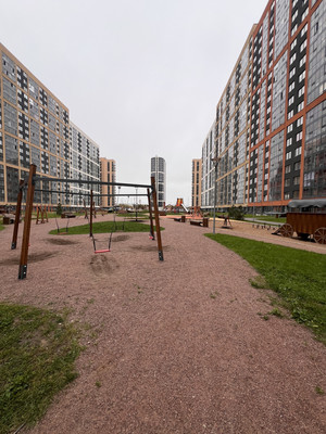 Продам однокомнатную (1-комн.) квартиру, Тихая ул, 3к2, Бугры п