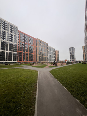 Продам однокомнатную (1-комн.) квартиру, Тихая ул, 3к2, Бугры п