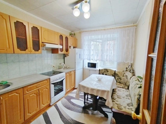 Продам трехкомнатную (3-комн.) квартиру, 2-е Бутырки ул, 11, Рязань г