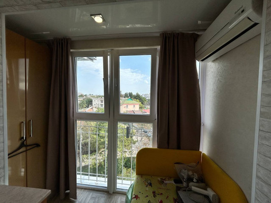 Продам однокомнатную (1-комн.) квартиру, Танкистов пер, 18, Феодосия г