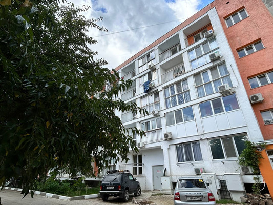 Продам однокомнатную (1-комн.) квартиру, Танкистов пер, 18, Феодосия г