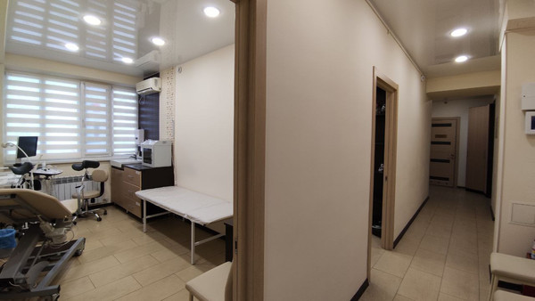 Продам салон красоты 91,4 м2, Училищная ул, 22, Симферополь г