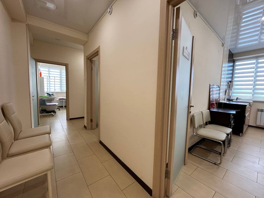 Продам салон красоты 91,4 м2, Училищная ул, 22, Симферополь г