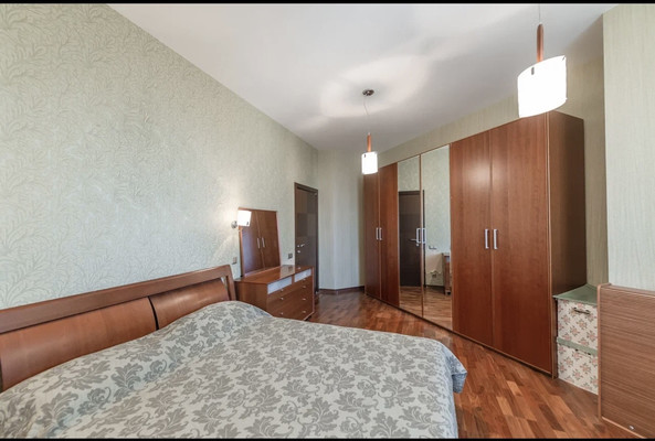 Продам трехкомнатную (3-комн.) квартиру, Удальцова ул, 85ака, Москва г