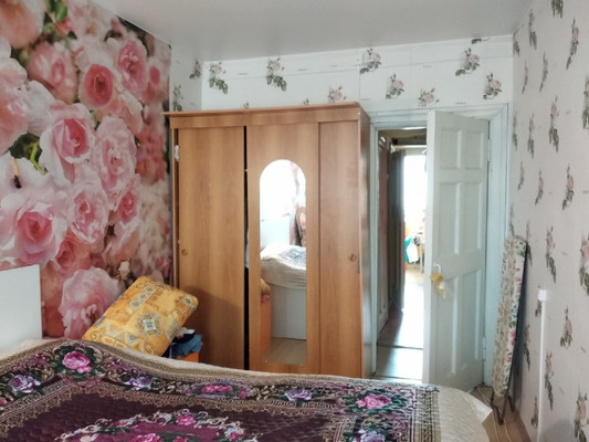 Продам двухкомнатную (2-комн.) квартиру, Центральная ул, 17/2, Радовицкий п