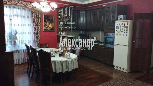 Продам двухкомнатную (2-комн.) квартиру, 8-я Советская ул, д. 25, Санкт-Петербург г