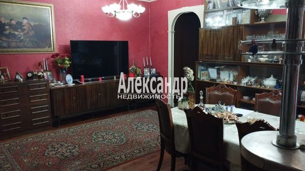 Продам двухкомнатную (2-комн.) квартиру, 8-я Советская ул, д. 25, Санкт-Петербург г