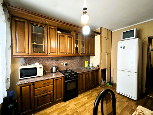 Продам трехкомнатную (3-комн.) квартиру, Героев Десантников ул, 65к1, Новороссийск г