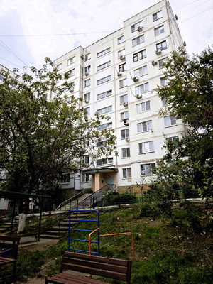 Продам трехкомнатную (3-комн.) квартиру, Героев Десантников ул, 65к1, Новороссийск г