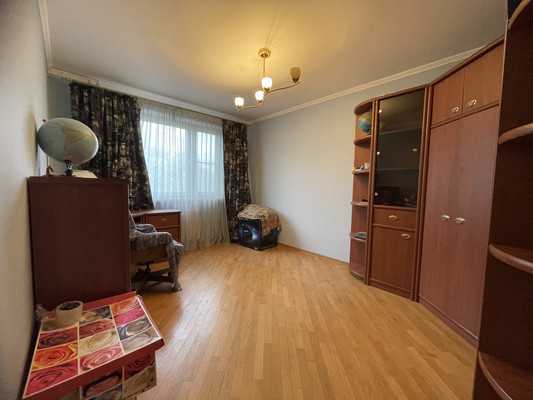 Продам трехкомнатную (3-комн.) квартиру, Широкая ул, 6к4, Москва г