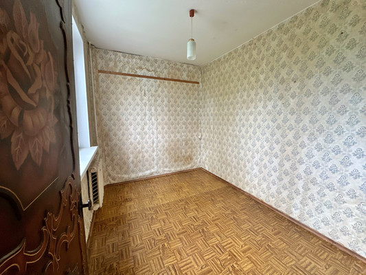 Продам трехкомнатную (3-комн.) квартиру, 14, Квартал Внуковский тер