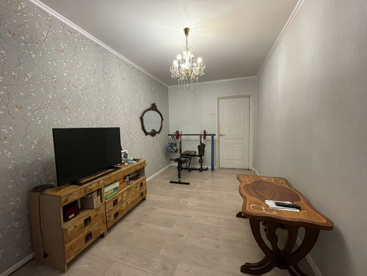 Продам трехкомнатную (3-комн.) квартиру, Широкая ул, 17к1, Москва г