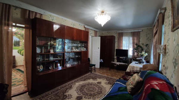 Продам трехкомнатную (3-комн.) квартиру, Севастопольская ул, 87, Симферополь г